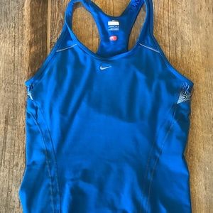 Nike women’s size large